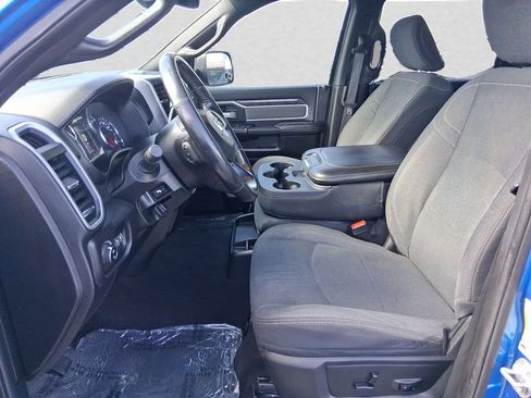 Used 2020 RAM 3500 Big Horn w/ Level 1 Equipment Group AWD/4WD image 9