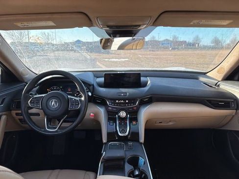 Used 2023 Acura TLX image 12