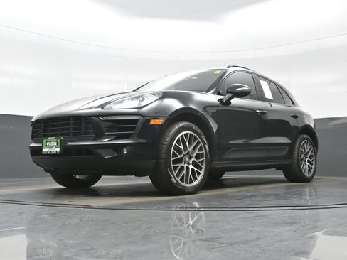 Used 2017 Porsche Macan S AWD/4WD image 28
