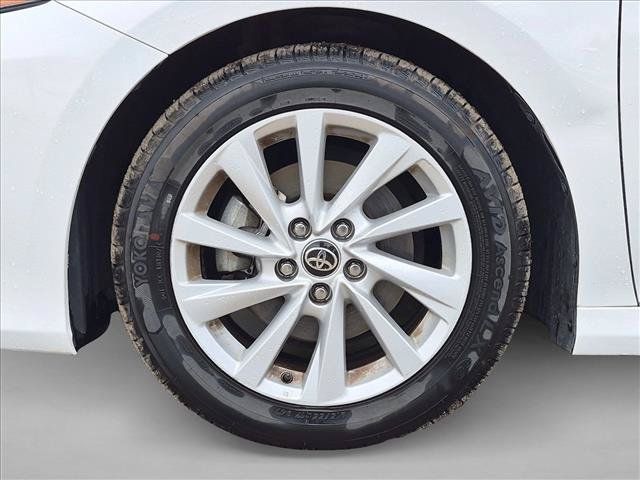 Used 2022 Toyota Camry LE FWD image 13