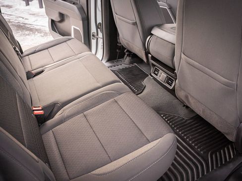 Used 2024 Chevrolet Silverado 2500 LT w/ Convenience Package image 30