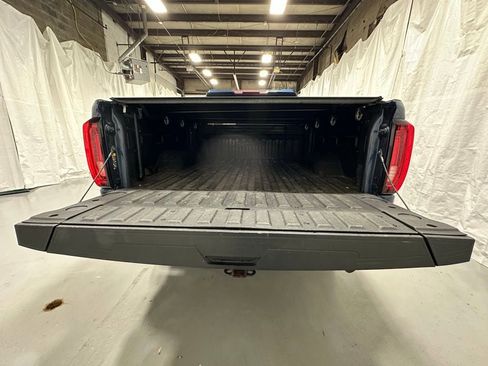 Used 2022 GMC Sierra 2500 AT4 image 45