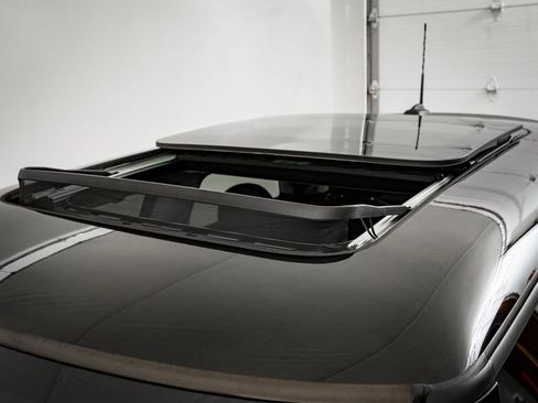 Used 2024 MINI Cooper SE image 14