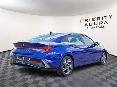 Used 2025 Hyundai Elantra SEL