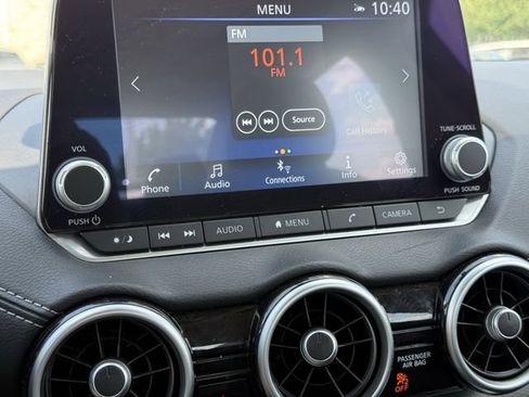 Used 2025 Nissan Sentra SV FWD image 16
