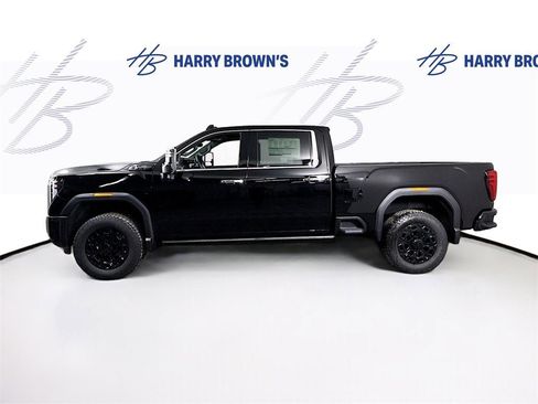 New 2026 GMC Sierra 3500 Denali Ultimate w/ LPO, Black Badging Package image 30