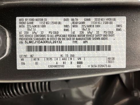 Used 2024 Lincoln Corsair AWD image 36