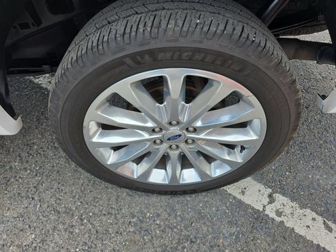 Used 2019 Ford F150 Limited AWD/4WD image 38