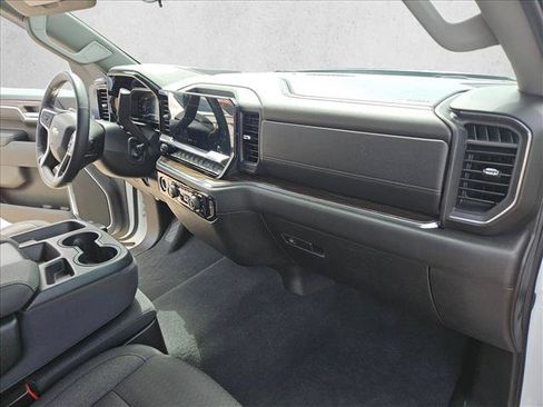 Used 2024 Chevrolet Silverado 1500 LT RWD image 21