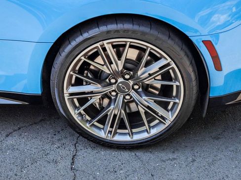 Used 2022 Chevrolet Camaro ZL1 RWD image 15