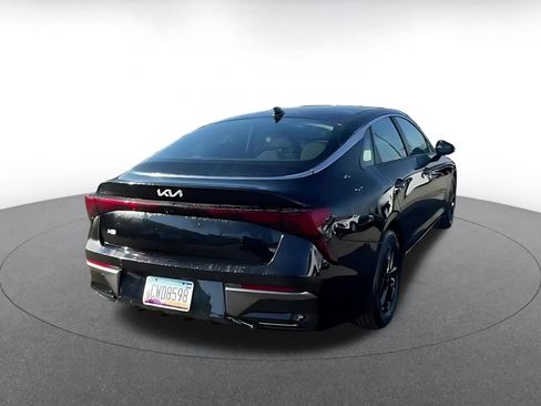 Used 2021 Toyota Camry SE image 14