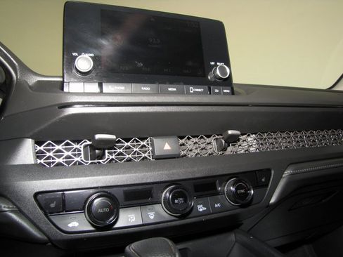 Certified 2023 Honda Accord EX image 7