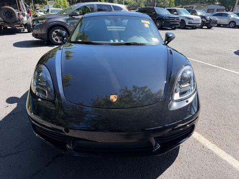 Certified 2019 Porsche 718 Cayman RWD image 3