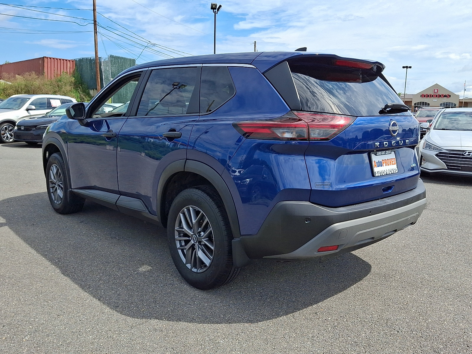 Used 2023 Nissan Rogue S AWD/4WD image 4