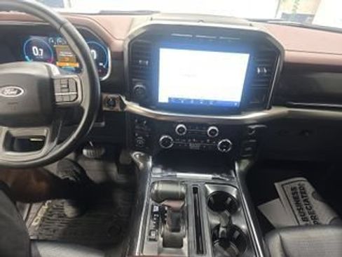 Used 2022 Ford F150 Lariat AWD/4WD image 4