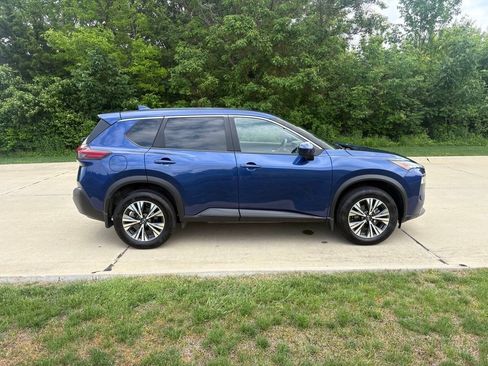 Used 2023 Nissan Rogue SV AWD/4WD image 10