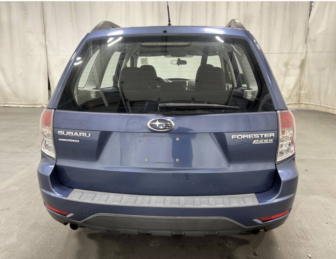 Used 2012 Subaru Forester 2.5X AWD/4WD image 3