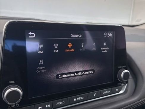 Certified 2024 Nissan Rogue SV w/ SV Premium Package FWD image 8