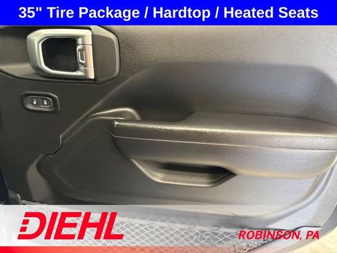 Used 2023 Jeep Wrangler Unlimited Sport AWD/4WD image 13