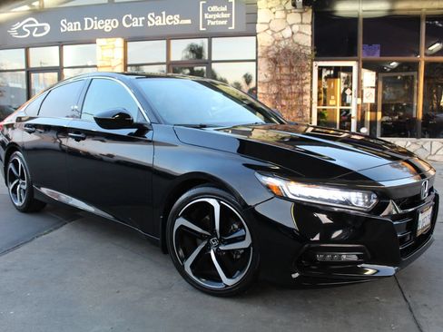 Used 2019 Honda Accord Sport image 7