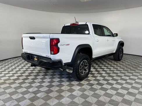 New 2026 Chevrolet Colorado ZR2 w/ Technology Package AWD/4WD image 22