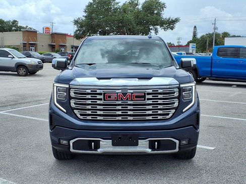 Used 2023 GMC Sierra 1500 Denali w/ Denali Reserve Package AWD/4WD image 2