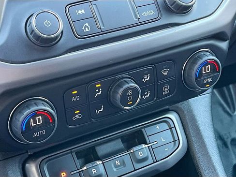 Used 2023 GMC Acadia AT4 w/ Technology Package AWD/4WD image 16