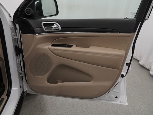 Certified 2021 Jeep Grand Cherokee Limited image 47