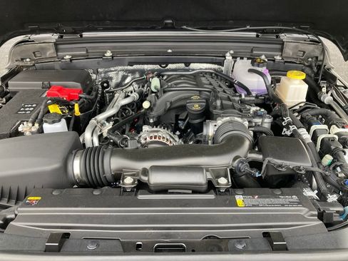 New 2025 Jeep Gladiator Sport image 22