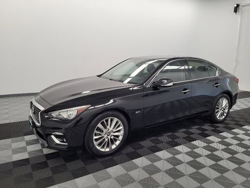 Used 2019 INFINITI Q50 Luxe w/ Essential Package (3.0T Luxe) AWD/4WD image 2