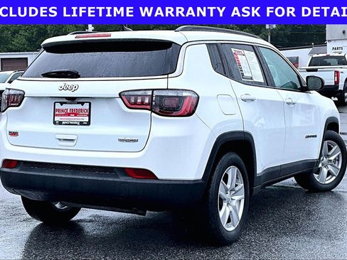 Used 2022 Jeep Compass Latitude w/ Sun and Sound Group FWD image 10