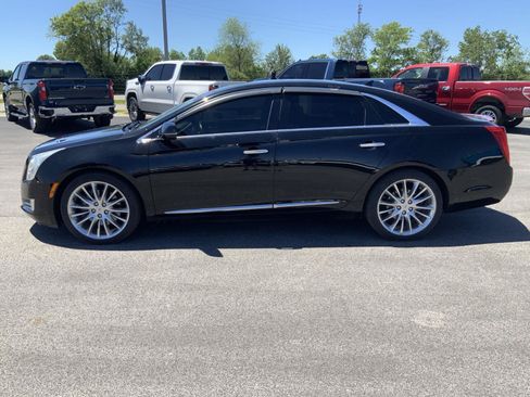 Used 2013 Cadillac XTS Platinum AWD/4WD image 5