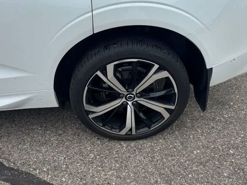 Used 2025 Volvo XC60 T8 Ultra w/ Protection Package Premier AWD/4WD image 9