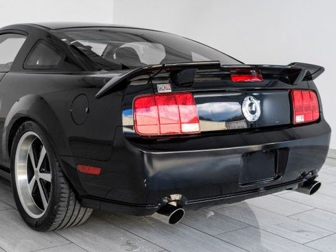 Used 2008 Ford Mustang GT image 46