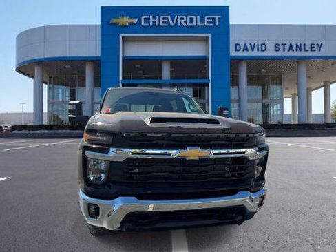 Used 2026 Chevrolet Silverado 3500 LT w/ Leather Package AWD/4WD image 3