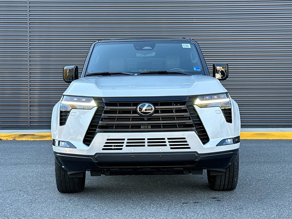Used 2024 Lexus GX 550 w/ Accessory Package (Z1) AWD/4WD image 6