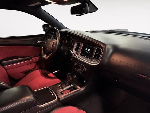 Used 2022 Dodge Charger Scat Pack RWD image 9