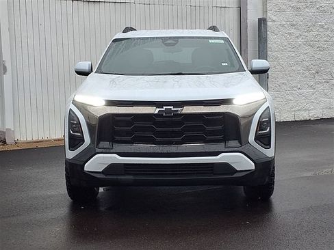New 2026 Chevrolet Equinox ACTIV w/ LPO, Floor Liner Package FWD image 27