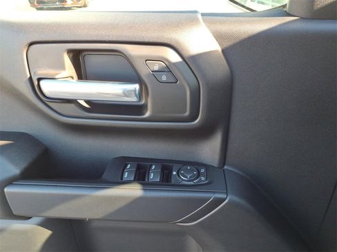 Used 2026 Chevrolet Silverado 1500 Custom image 20