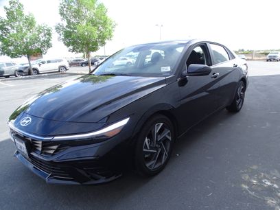 Certified 2025 Hyundai Elantra SEL