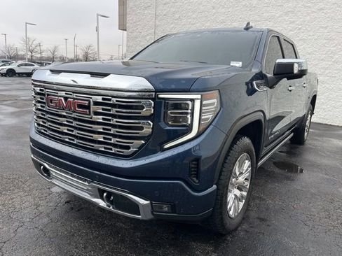 Used 2022 GMC Sierra 1500 Denali image 3