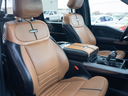 Used 2021 Ford F150 Platinum image 22