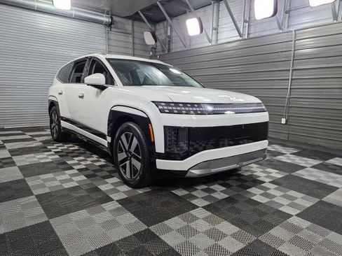 Used 2026 Hyundai Ioniq 9 SEL image 4