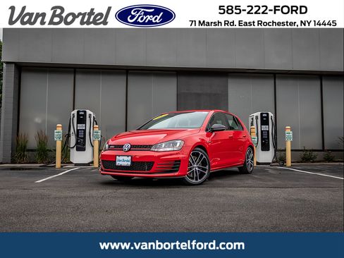 Used 2017 Volkswagen GTI SE FWD image 1