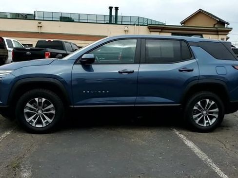 Certified 2025 Chevrolet Equinox LT w/ Safety and Technology Package AWD/4WD image 3
