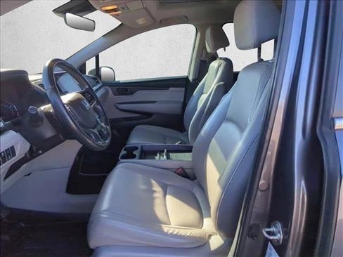 Used 2019 Honda Odyssey EX-L image 12