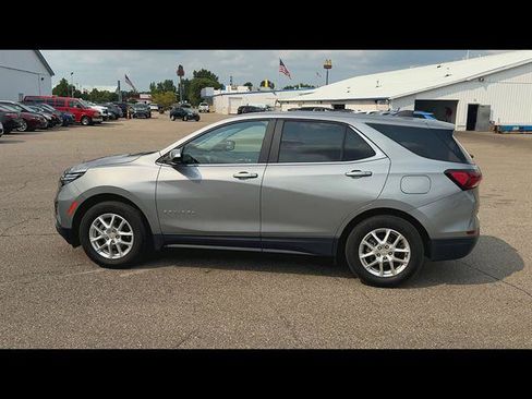 Used 2024 Chevrolet Equinox LT w/ LPO, Floor Liner Package FWD image 33