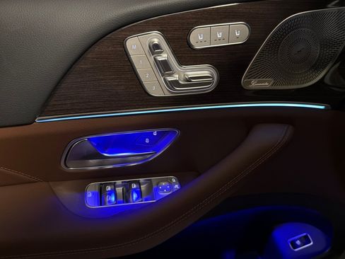 New 2026 Mercedes-Benz GLS 450 4MATIC image 10