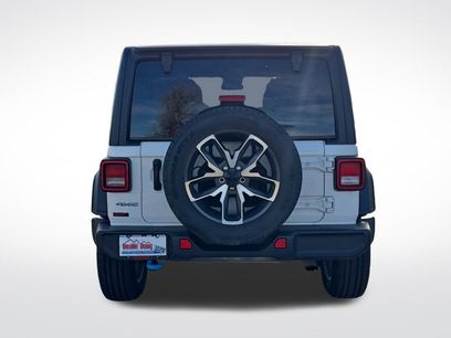 Used 2024 Jeep Wrangler Unlimited w/ LED Headlamp & Fog Lamp Group