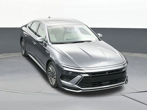 Used 2024 Hyundai Sonata Limited image 64